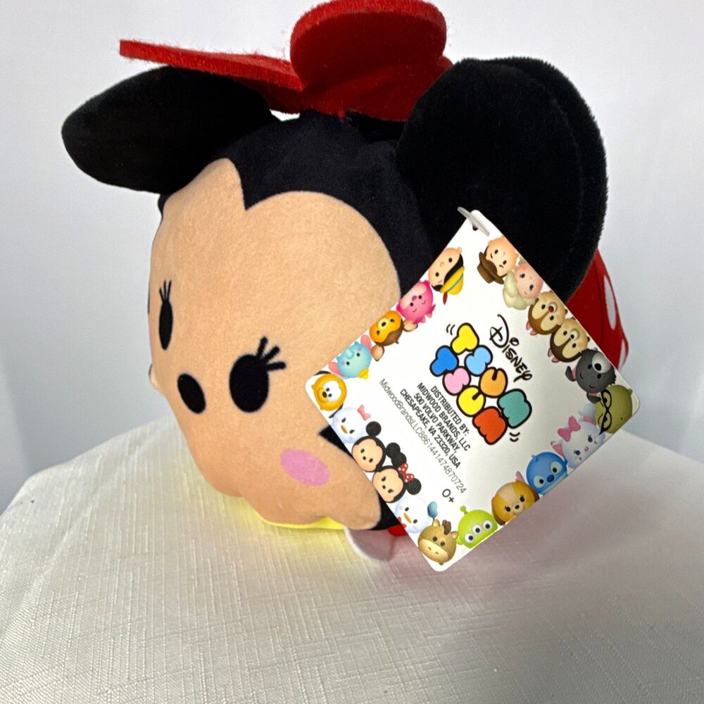 Disney Tsum Tsum Minnie Mouse Medium Plush Toy 8" – New With Tags (NWT)